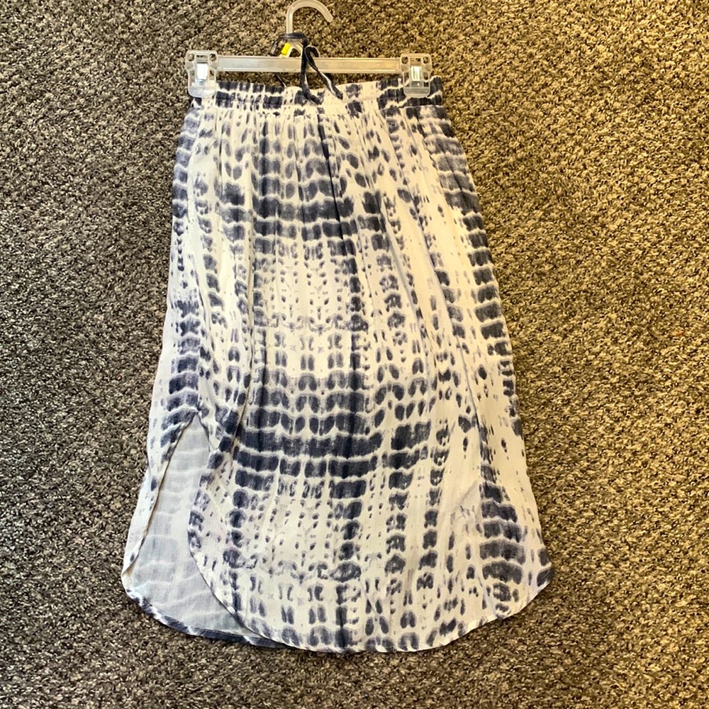 Pattern midi skirt. SIZE M.